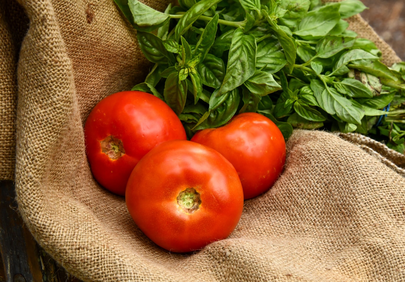&Eacute;tal de produits frais d&rsquo;un march&eacute; de quartier